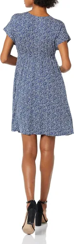 Vista 2 de Tienda Essentials Surplice Vestido de mujer, disponible en talla extragrande