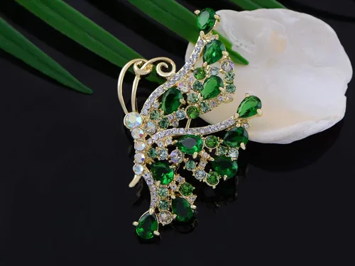 Vista 2 de Alilang Broche de insectos voladores de mariposa de cristal brillante para mujer