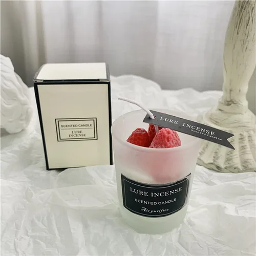 Vista 3 de Vela perfumada en forma de fresa, vela decorativa de aroma de 4.23 oz en tarro de cristal, 12 horas, vela de cera de soja hecha a mano para mesa
