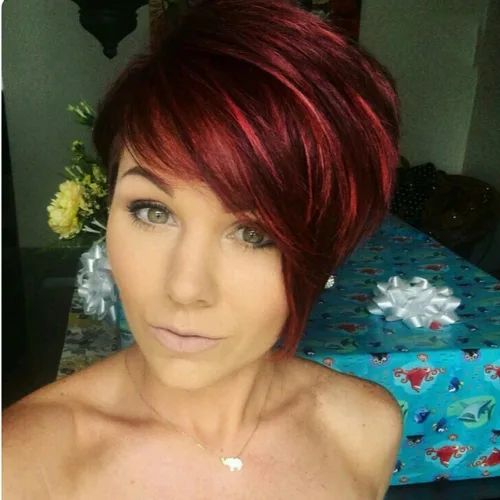 Vista 14 de Pelucas cortas de cabello humano estilo Pixie para mujeres negras, cabello brasileño virgen, corte natural marrón, sin pegamento, con flequillo
