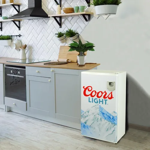 Vista 6 de Koolatron Coors Light Rocky Mountain - Refrigerador compacto con abridor de botellas, 90 L/95 cuartos de galón, 3.2 pies cúbicos para aperitivos