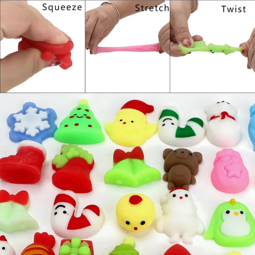 Vista 3 de Paquete de 50 juguetes esponjosos de Navidad Mochi para fiestas, mini juguetes esponjosos, lindos juguetes para apretar, alivio del estrés, paquetes