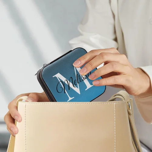 Vista 7 de Emelivor Joyero de viaje personalizado con degradado azul, de piel sintética, caja de joyería portátil personalizada, organizador de viaje, pequeño
