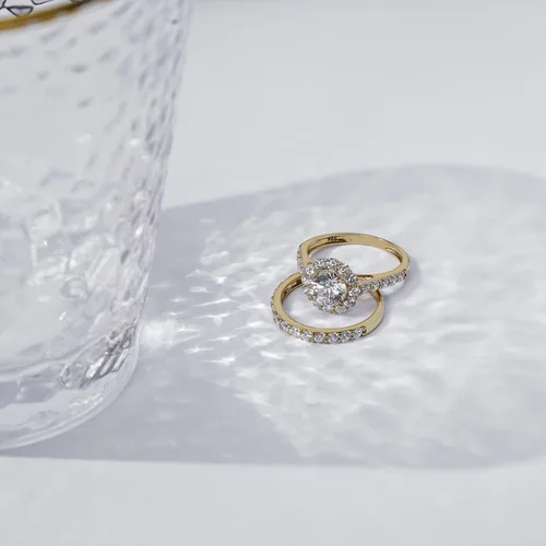 Vista 7 de Tienda Collection Platinum Yellow Gold or Rose Gold Plated Sterling Silver Infinite Elements Cubic Zirconia Flower Halo Ring