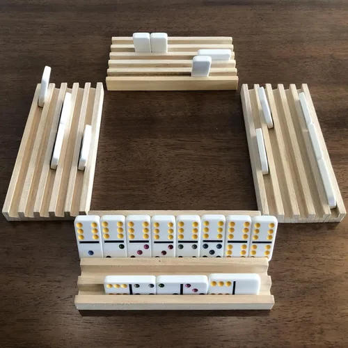 Vista 5 de Yuanhe Domino - Juego de 4 soportes de madera para azulejos mexicanos de tren rummy