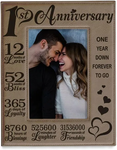 Vista 10 de KATE POSH Marco de fotos de cuero grabado para el primer aniversario – Regalos para pareja, regalos para él, regalo para ella, aniversario de papel