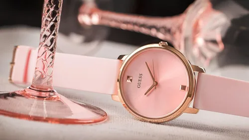 Vista 8 de Guess Nova - Reloj analógico de cuarzo para mujer con pulsera de silicona W1210L3 Rosa Reloj de cuarzo