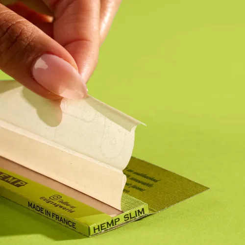 Vista 5 de ZIG-ZAG Papel de liar, papel de liar vegano orgánico sin blanquear, papel sostenible y ecológico para uso diario, tamaño de 1 ¼ pulgadas, paquete