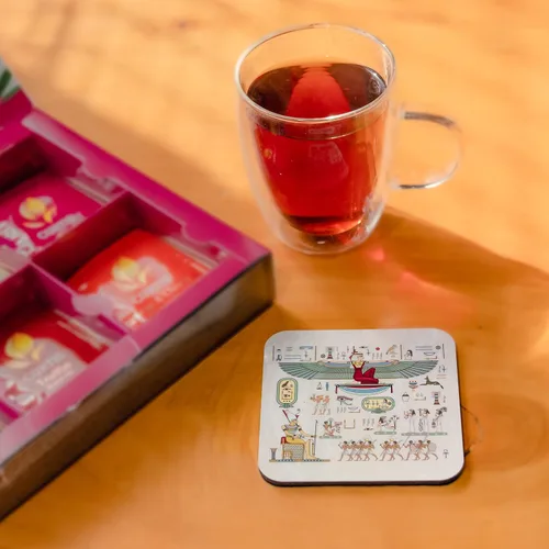 Vista 5 de Posavasos de alta calidad diseñados por IA – ideales para bebidas calientes en mesas de café y comedor – Juego de posavasos divertidos, frescos