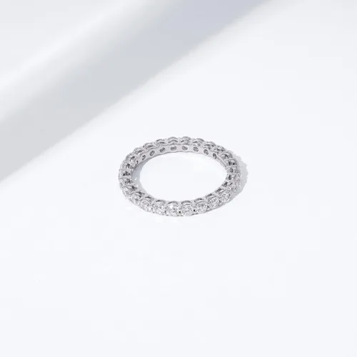Vista 5 de Tienda Essentials Platinum or Gold Plated Sterling Silver All-Around Band Ring set with Round Infinite Elements Cubic Zirconia