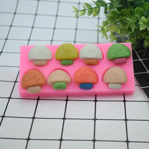 Vista 6 de Molde de silicona de 8 cavidades para hongos 3D para hacer dulces de fondant, moldes de chocolate, piruletas, postres, cubitos de hielo, goma