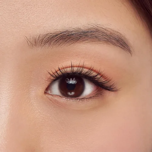 Vista 2 de Juego de extensiones de pestañas de imitación KISS Lash Couture, racimos de pestañas, 20 hebras de pestañas cada uno, longitudes variadas