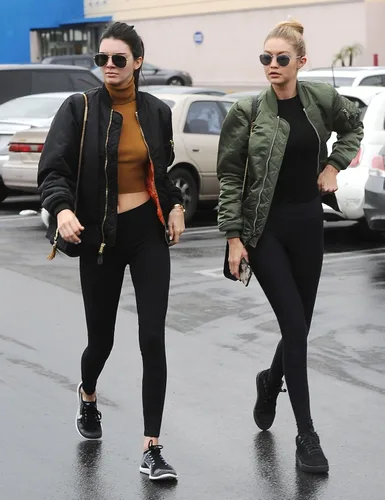 Vista 2 de Paquete de 3 leggings para mujer, de cintura alta, no se transparentan, con control de abdomen, pantalones de yoga suaves para mujer, leggings
