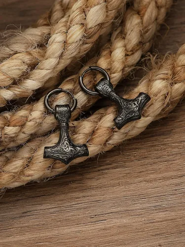 Vista 2 de HAQUIL Viking Jewelry - Amuleto vikingo con diseño de hacha de lobo y runa Mjolnir, aretes colgantes para hombres y mujeres