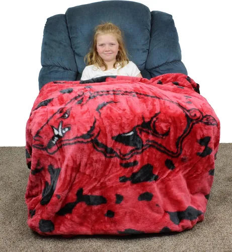 Vista 2 de College Covers Everything Comfy Arkansas Razorbacks Manta de Tiro Raschel Suave, Cálida y Enorme, 86" x 63