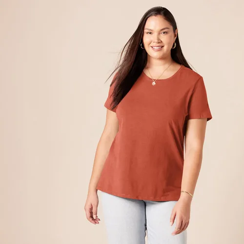 Vista 351 de Amazon Essentials Women's Regular-Fit Short-Sleeve Crewneck T-Shirt