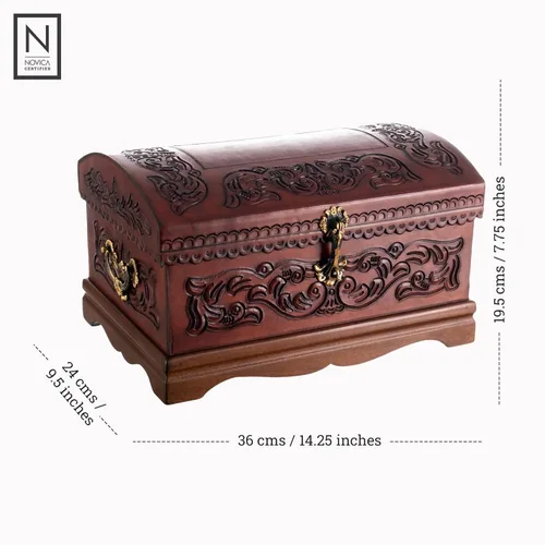 Vista 5 de NOVICA Caja de joyería de madera y cuero labrado Mohena con temática colonial, legado colonial