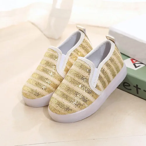 Vista 2 de POLG Mocasines con lentejuelas iluminadas para niña, con luces LED, zapatos de lona casuales planos (bebéniño pequeño) (dorado, 5.5 años)