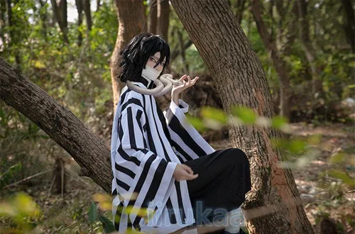 Vista 5 de iirukaa Iguro Obanai Peluca Cosplay para Demon Slaye Anime Kimetsu no Yaiba Personajes de Halloween, pelucas de cosplay con gorra de peluca gratis