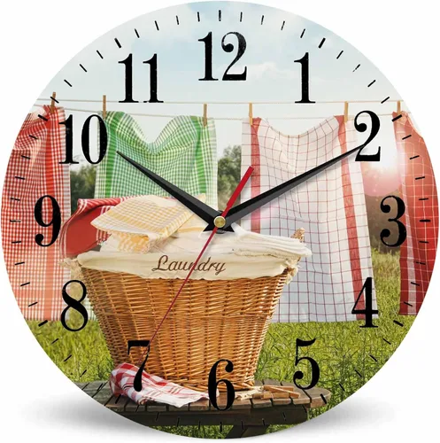 Vista 19 de Mxocom Reloj de pared de mariposa azul con grandes alas, mariposa volando a través del cielo estrellado, reloj silencioso sin tictac de 10 pulgadas