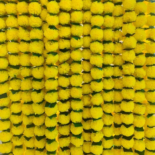 Vista 8 de DIYANA IMPEX Guirnalda de caléndula para decoración, 5 piezas de 5 pies de largo, flores de caléndula artificiales, decoración india para Pooja