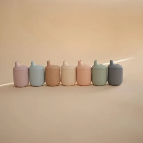 Vista 6 de Mushie - Taza de silicona 100% para bebé 6 meses+ (rosado)