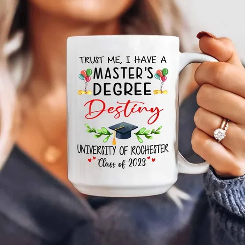 Vista 5 de Taza de viaje de graduación personalizada, Trust Me I Have A Master's Degree Destiny - Taza de café blanca, taza de café de graduación de 11 onzas