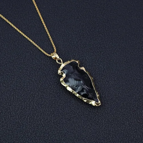Vista 3 de COAI Collar de cristal crudo de obsidiana negra con punta de flecha