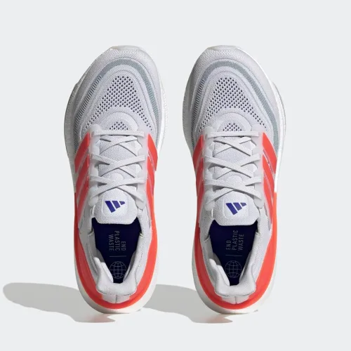 Vista 4 de adidas, Ultraboost Light- Tenis de correr para hombre