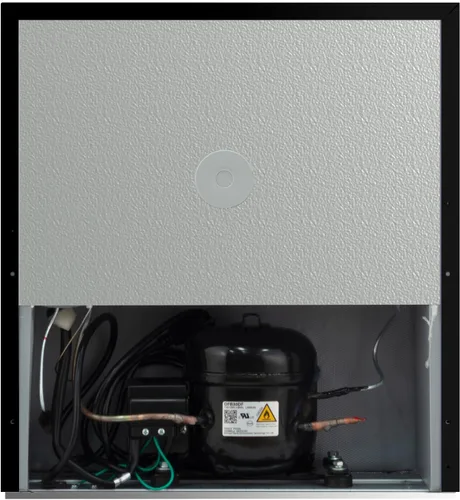 Vista 5 de RCA RFR115-BLACK 1.6 Cubic Foot Fridge, Black