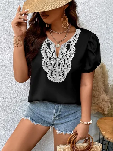 Vista 5 de WDIRARA Blusa de manga corta con cuello con muescas y encaje en contraste para mujer