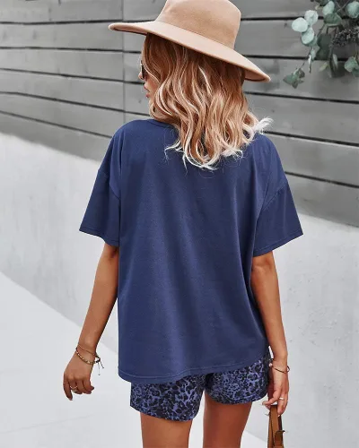 Vista 5 de ADDHEAT - Sudaderas de manga corta y shorts para mujer Conjunto de 2 piezas con bolsillos