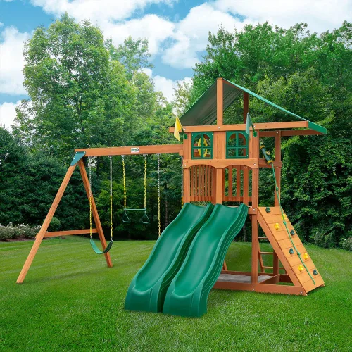 Vista 2 de Gorilla Playsets 01-1086 Avalon Treehouse - Juego de columpios de madera de gran tamaño, techo de vinilo verde, dos toboganes, pared de escalada