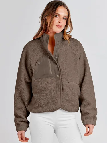 Vista 3 de ANRABESS Chaqueta de forro polar mullido para mujer, estilo casual, manga larga, recortada, con botones, con bolsillos