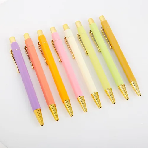 Vista 3 de Paquete de 8 bonitos bolígrafos de gel para mujer, bolígrafos retráctiles de tinta de gel de secado rápido, punta fina de 0.028 in, tinta negra
