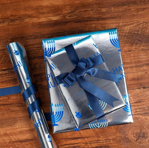 Vista 9 de The Dreidel Company Paquete de 4 Papel de Regalo con Diseño Temático de Hanukkah, Rollo de Chanukah de 17.5" X 180" (15 Pies) Pulgadas Hoja Papel