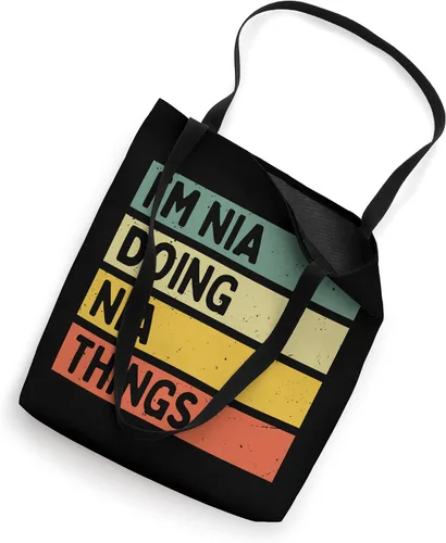 Vista 2 de I'm Nia Doing Nia Things - Bolsa de mano divertida con cita personalizada