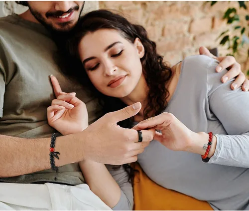 Vista 4 de Pulsera en forma de corazón a juego para parejas, regalos para él, ella, hombres, mujeres, esposo, novio, amantes, amigos, aniversario, día de San