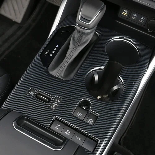 Vista 6 de LEXLEY Marco de palanca de cambios estilo fibra de carbono, cubierta de panel de consola, soporte para tazas, calcomanía decorativa compatible