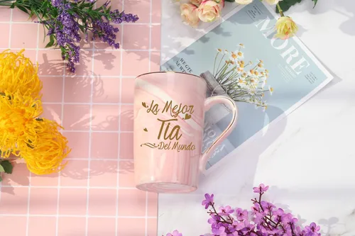 Vista 3 de WENSSY La Mejor Taza Tia Del Mundo, regalos en español para tía de parte de sobrina, cumpleaños, día de la madre, 14 onzas, rosa con caja de regalo