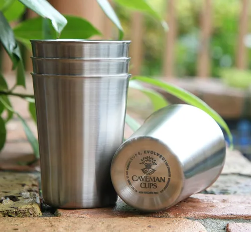 Vista 3 de Vasos de acero inoxidable pesado de alta calidad para niños y niños pequeños. Paquete de 4 unidades seguras sin montura de 8 onzas