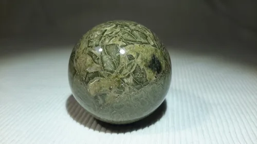 Vista 20 de Auténtica colección de esferas pulidas de piedra semipreciosa (jaspe brezado)
