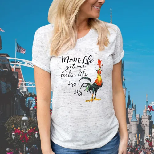 Vista 3 de Mom Life - Camisetas para mujer Mom Life Got Me Feelin Like HEI HEI Camiseta de manga corta con temática de fiesta casual