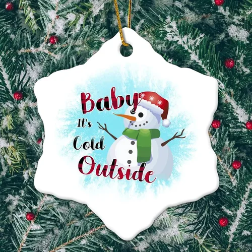Vista 2 de Adorno de cerámica de copo de nieve de 3 pulgadas con diseño de muñeco de nieve de bebé hace frío afuera muñeco de nieve colgante de porcelana