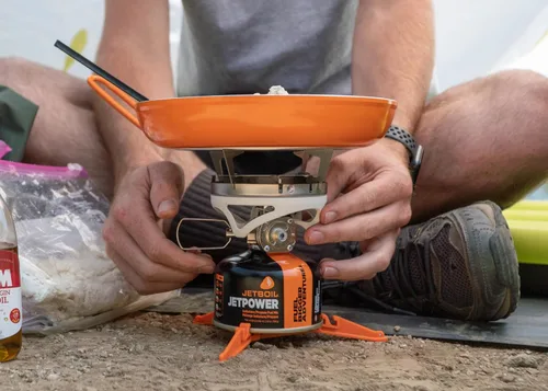 Vista 4 de Jetboil Summit Skillet Utensilios de Cocina Antiadherentes para Acampar para Estufas de Mochilero Jetboil