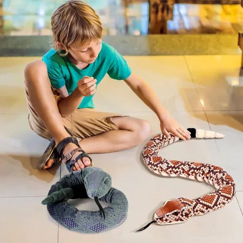 Vista 6 de Moneer 2 piezas de felpa de serpiente gigante, serpiente de cascabel de peluche grande de 54 pulgadas, animal de peluche de serpiente realista