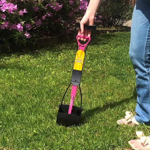 Vista 3 de Bodhi Dog Paquete completo de caca rosa + bolsas biodegradables para recogedor de excrementos