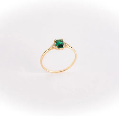 Vista 6 de Anillo de esmeralda de oro de 14 quilates Anillo de esmeralda y diamantes de oro macizo de 14 quilates para mujer Anillos apilables Anillo