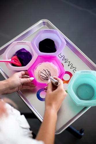 Vista 7 de Framar Mighty Mixer - Batidor de mano para teñir el cabello, color de cabello, blanqueador para el cabello, mini batidor