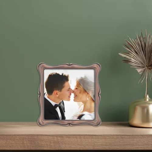 Vista 3 de Lawrence Frames Marco de metal, romance, bronce, 4x4